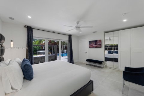 Villa ou maison à vendre à Pompano Beach, Floride: 5 chambres, 317.54 m2 № 2085819 - photo 19