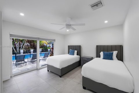 Villa ou maison à vendre à Pompano Beach, Floride: 5 chambres, 317.54 m2 № 2085819 - photo 29