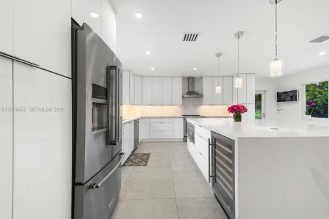 Villa ou maison à vendre à Pompano Beach, Floride: 5 chambres, 317.54 m2 № 2085819 - photo 6