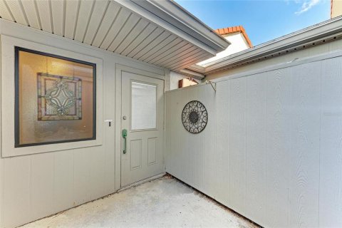 Condo in Venice, Florida, 2 bedrooms  № 1804859 - photo 11