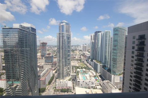Condo in Miami, Florida, 2 bedrooms  № 1352212 - photo 17