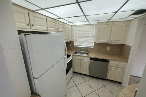 Condominio en venta en West Palm Beach, Florida, 1 dormitorio, 67.63 m2 № 1871761 - foto 3