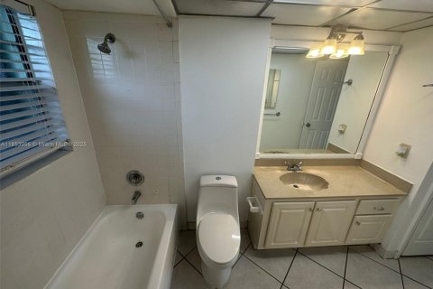 Condominio en venta en West Palm Beach, Florida, 1 dormitorio, 67.63 m2 № 1871761 - foto 9
