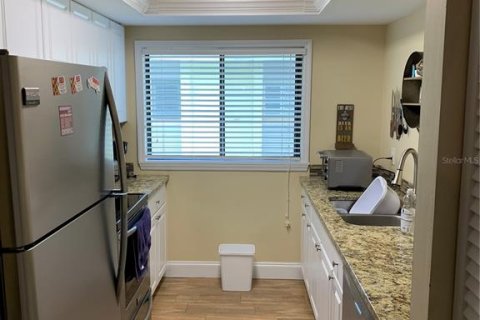 Condo in Sarasota, Florida, 1 bedroom  № 1626256 - photo 13