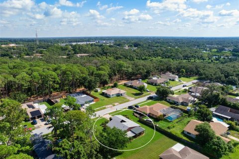 House in Sarasota, Florida 2 bedrooms, 113.25 sq.m. № 1919758 - photo 17