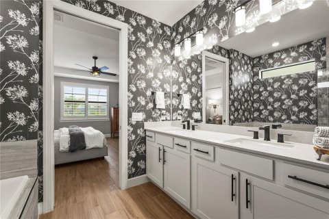 Купить виллу или дом в Лейквуд Ранч, Флорида 8 комнат, 190.82м2, № 1746505 - фото 28