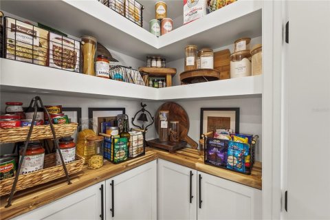 Купить виллу или дом в Лейквуд Ранч, Флорида 8 комнат, 190.82м2, № 1746505 - фото 18