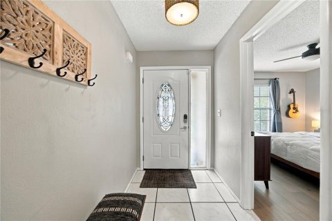 Villa ou maison à vendre à Tampa, Floride: 2 chambres, 116.31 m2 № 2429233 - photo 17