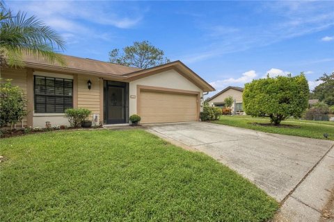 Villa ou maison à vendre à Tampa, Floride: 2 chambres, 116.31 m2 № 2429233 - photo 15