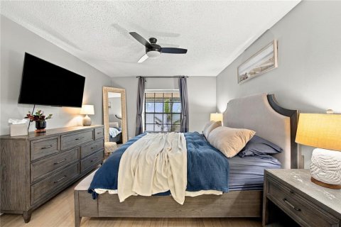 Villa ou maison à vendre à Tampa, Floride: 2 chambres, 116.31 m2 № 2429233 - photo 29