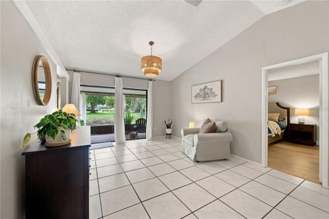 Villa ou maison à vendre à Tampa, Floride: 2 chambres, 116.31 m2 № 2429233 - photo 23