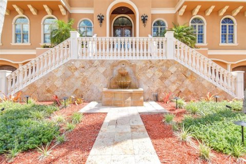 Купить виллу или дом в Тампа, Флорида 11 комнат, 658.86м2, № 1679397 - фото 12