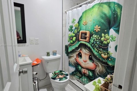 Купить виллу или дом в Флорида-Сити, Флорида 4 спальни, 188.31м2, № 2079573 - фото 12