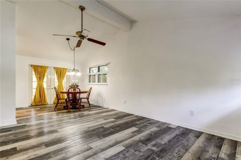 Casa en venta en Tarpon Springs, Florida, 3 dormitorios, 97.92 m2 № 1898945 - foto 10