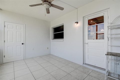 Copropriété à vendre à South Pasadena, Floride: 2 chambres, 77.85 m2 № 2166834 - photo 21