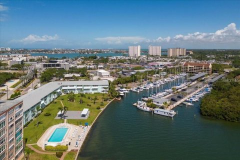 Copropriété à vendre à South Pasadena, Floride: 2 chambres, 77.85 m2 № 2166834 - photo 3