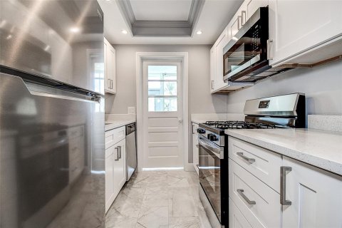 Copropriété à vendre à South Pasadena, Floride: 2 chambres, 77.85 m2 № 2166834 - photo 15