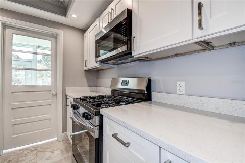 Copropriété à vendre à South Pasadena, Floride: 2 chambres, 77.85 m2 № 2166834 - photo 17
