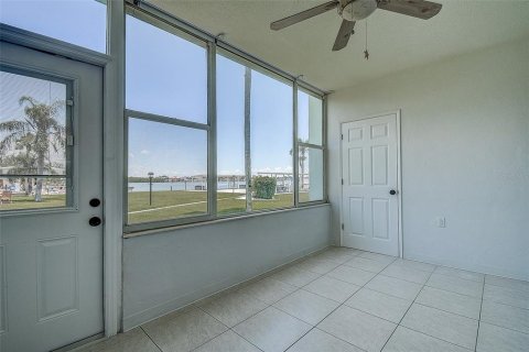 Copropriété à vendre à South Pasadena, Floride: 2 chambres, 77.85 m2 № 2166834 - photo 18