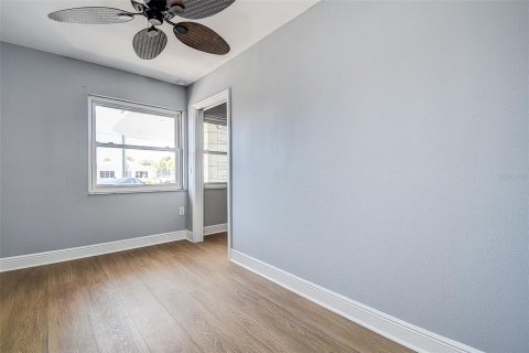 Copropriété à vendre à South Pasadena, Floride: 2 chambres, 77.85 m2 № 2166834 - photo 29