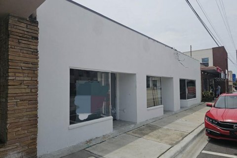 Propiedad comercial en alquiler en Orlando, Florida, 297.01 m2 № 1288286 - foto 4