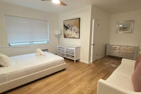Appartement à louer à Miami Beach, Floride: 2 chambres, 69.68 m2 № 1946504 - photo 22