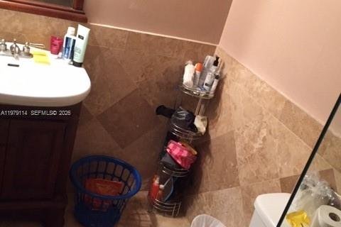 Condo in Miami Beach, Florida, 1 bedroom № 2044751 - photo 7