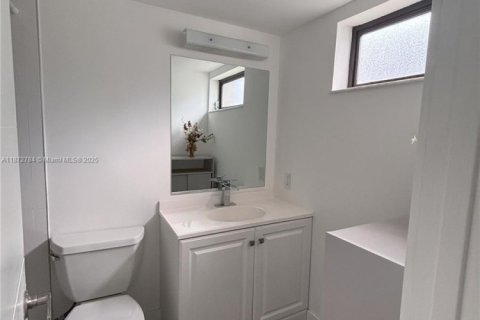 Condominio en alquiler en Coral Springs, Florida, 3 dormitorios, 106.84 m2 № 1927277 - foto 20