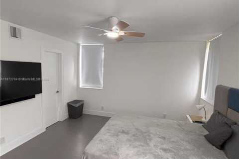 Condominio en alquiler en Coral Springs, Florida, 3 dormitorios, 106.84 m2 № 1927277 - foto 17