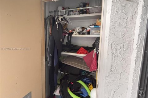 Condominio en alquiler en Coral Springs, Florida, 3 dormitorios, 106.84 m2 № 1927277 - foto 22