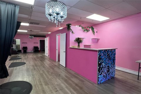 Propiedad comercial en alquiler en Tavares, Florida, 111.48 m2 № 1884215 - foto 1