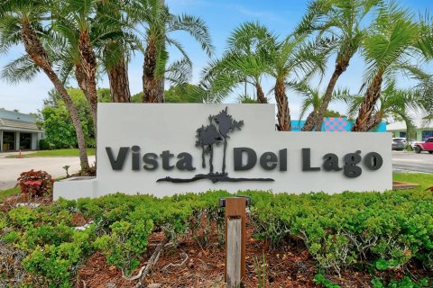 Condo in Stuart, Florida, 2 bedrooms  № 2083512