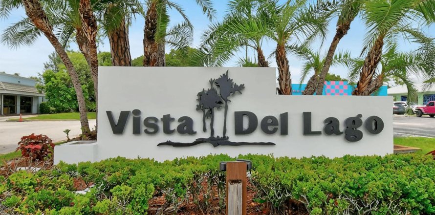 Condo in Stuart, Florida, 2 bedrooms № 2083512