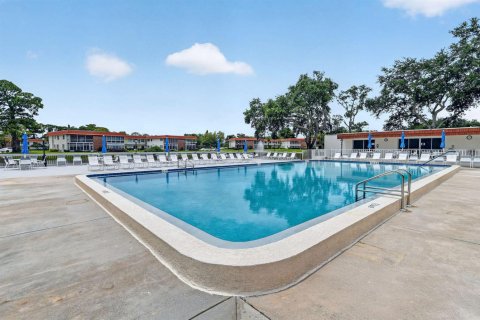 Condo in Stuart, Florida, 2 bedrooms № 2083512 - photo 29