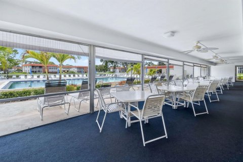 Condo in Stuart, Florida, 2 bedrooms № 2083512 - photo 27