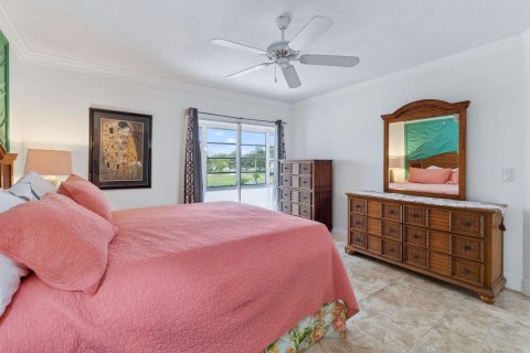 Condo in Stuart, Florida, 2 bedrooms № 2083512 - photo 14