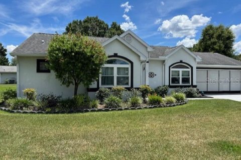 House in Ocala, Florida 2 bedrooms, 117.89 sq.m. № 1791681 - photo 1