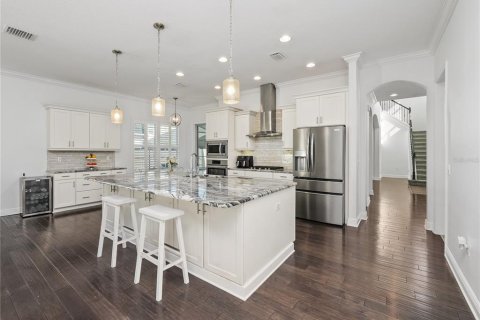 House in Odessa, Florida 5 bedrooms, 329.8 sq.m. № 2396232 - photo 5