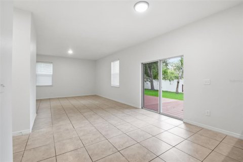 Villa ou maison à vendre à Sarasota, Floride: 4 chambres, 260.59 m2 № 2091737 - photo 9