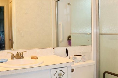 Condo in Pinellas Park, Florida, 1 bedroom  № 2239937 - photo 10