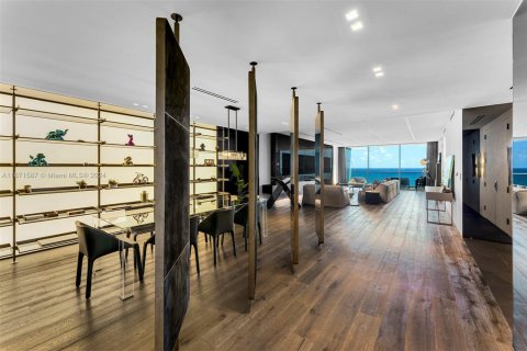 Condo in Bal Harbour, Florida, 3 bedrooms  № 1392029 - photo 26