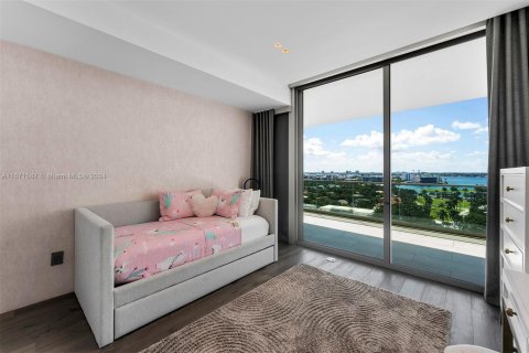Condo in Bal Harbour, Florida, 3 bedrooms  № 1392029 - photo 20