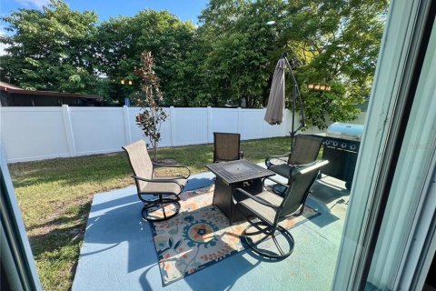 Townhouse in Port Richey, Florida 4 bedrooms, 288.37 sq.m. № 1894444 - photo 23