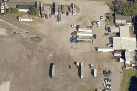 Commercial property in Wimauma, Florida 158.77 sq.m. № 222584 - photo 3
