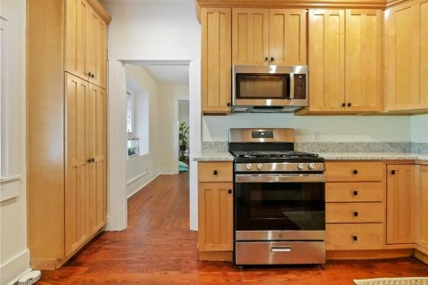 House in Orlando, Florida 2 bedrooms, 98.48 sq.m. № 1723455 - photo 22
