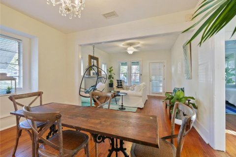 House in Orlando, Florida 2 bedrooms, 98.48 sq.m. № 1723455 - photo 17