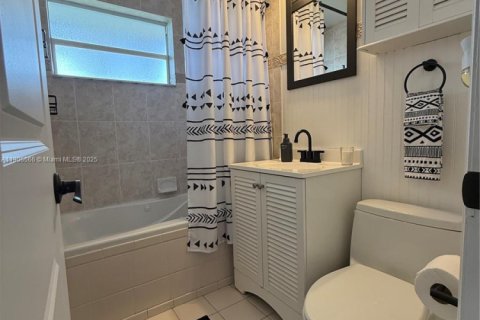 Villa ou maison à louer à Fort Lauderdale, Floride: 3 chambres, 113.53 m2 № 1957112 - photo 21