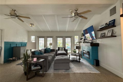 Villa ou maison à louer à Fort Lauderdale, Floride: 3 chambres, 113.53 m2 № 1957112 - photo 7