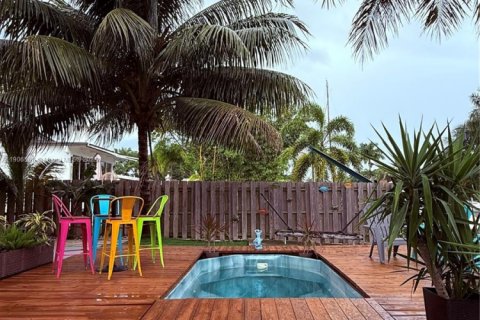 Villa ou maison à louer à Fort Lauderdale, Floride: 3 chambres, 113.53 m2 № 1957112 - photo 24