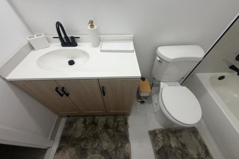 Villa ou maison à vendre à Lauderhill, Floride: 3 chambres, 138.33 m2 № 2083456 - photo 15